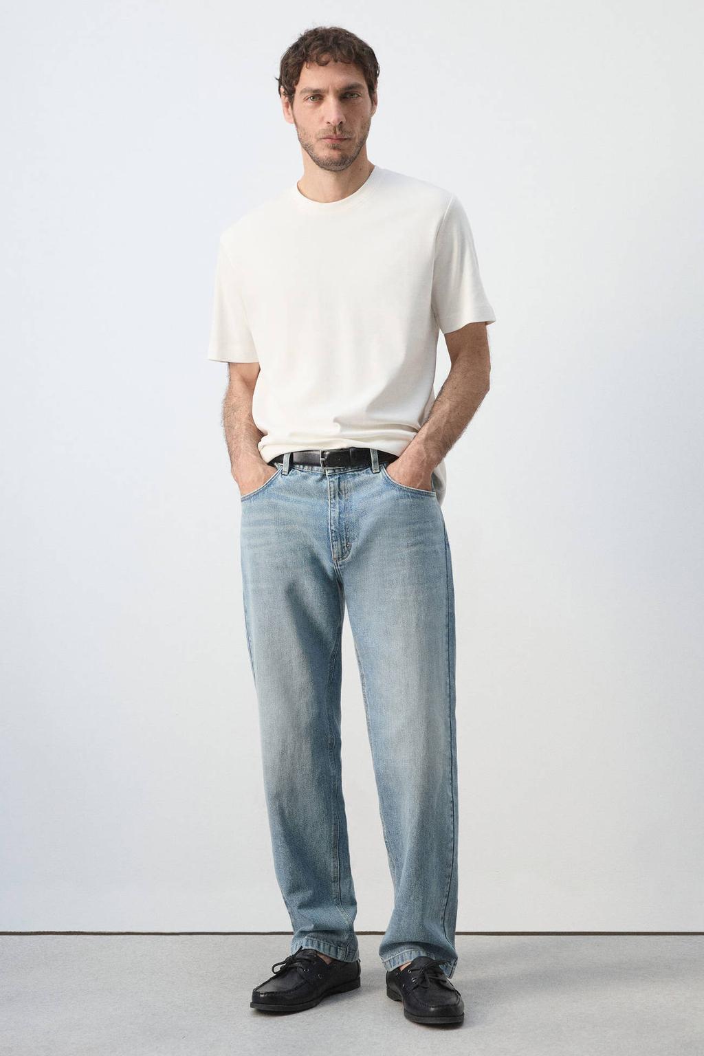 Ecru heren Mango Man regular fit T-shirt van katoen met effen, korte mouwen en ronde hals