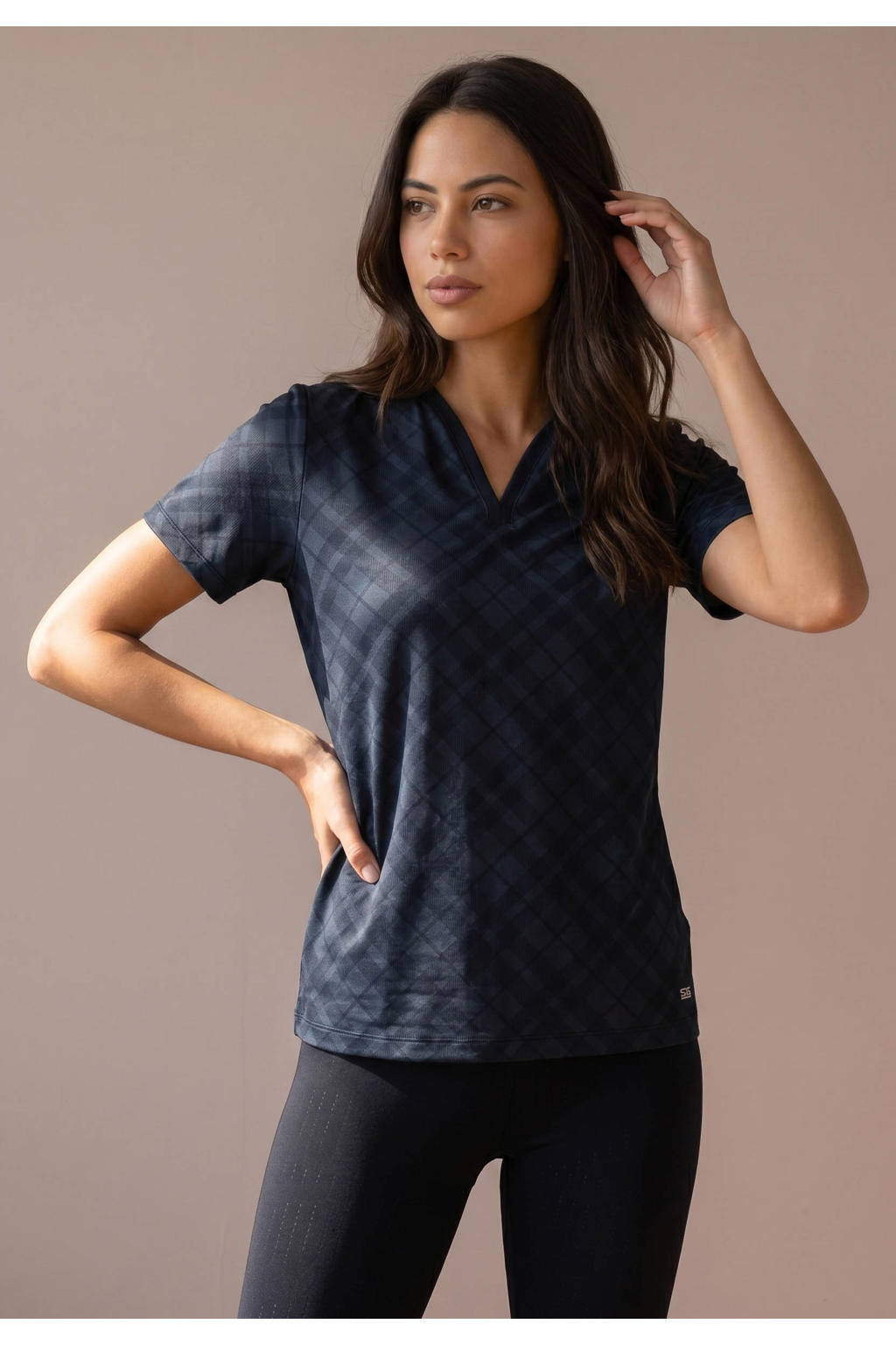 Donkerblauwe dames Sjeng Sports Istria T-shirt van polyester met effen, korte mouwen en V-hals