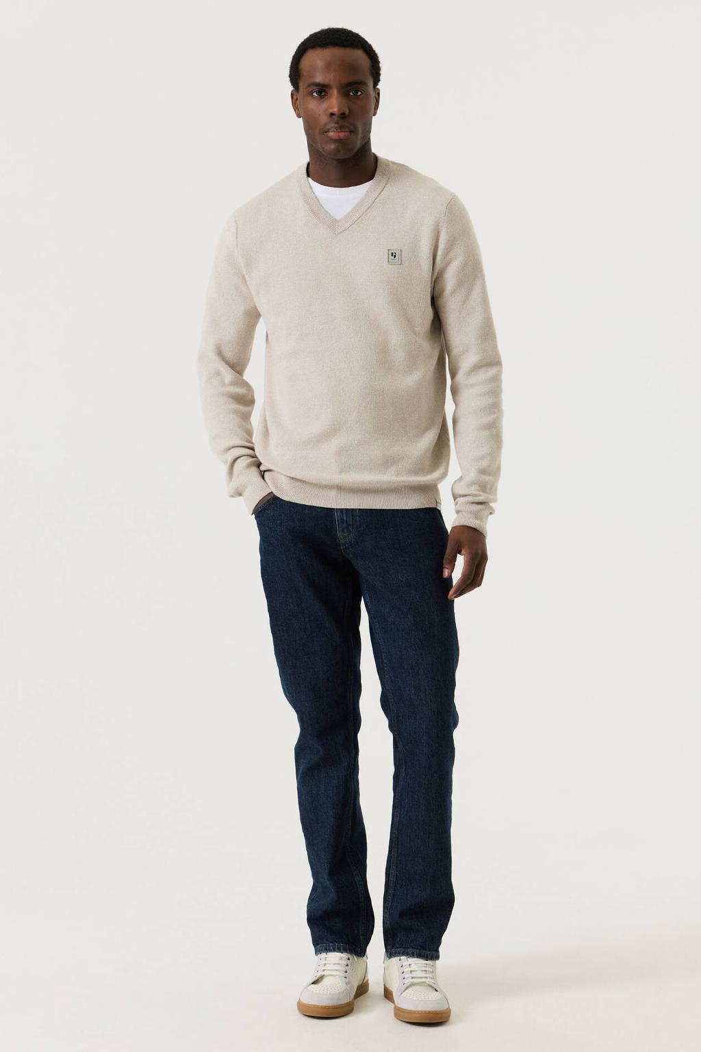 Beige heren Garcia regular fit gebreide trui van katoen met effen, lange mouwen en V-hals