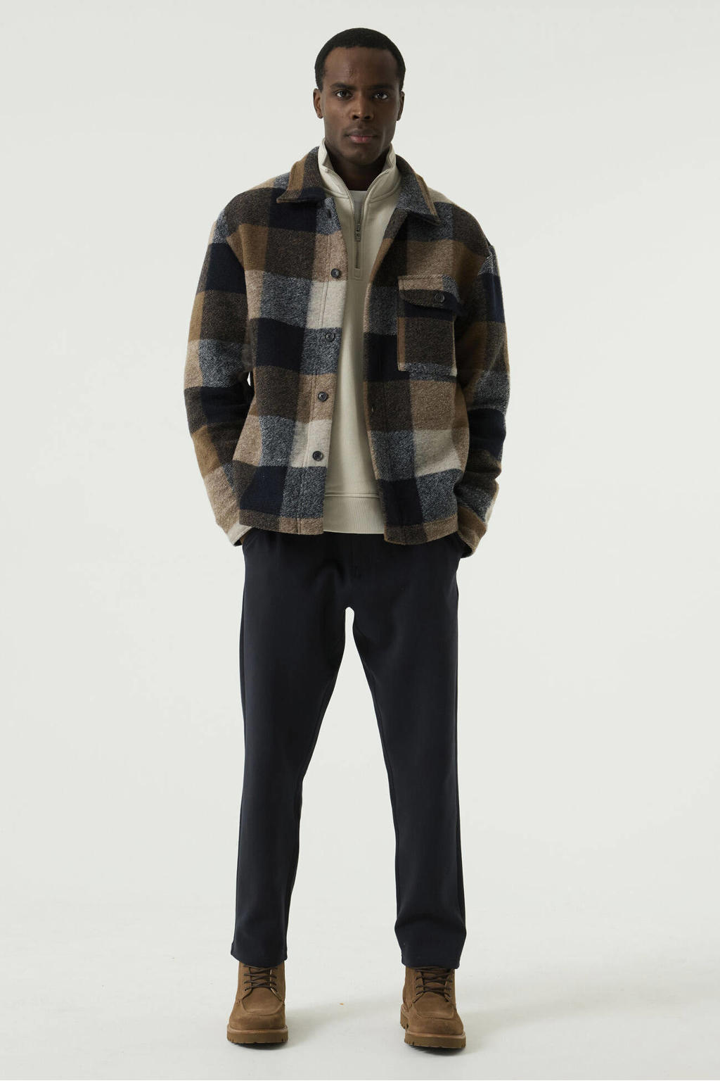 Bruine heren Garcia regular fit geruit overshirt van polyester met lange mouwen en klassieke kraag