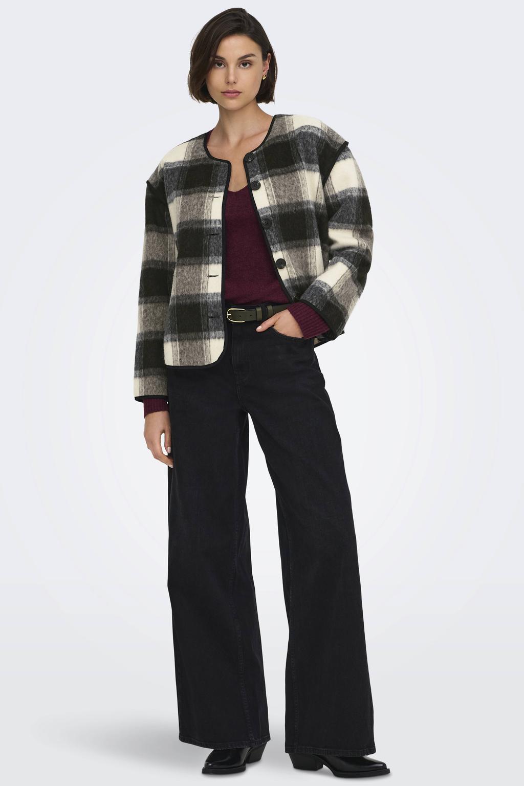 Zwart en ecru dames JDY geruite jacket van polyester met lange mouwen, ronde hals, knoopsluiting en geweven detail