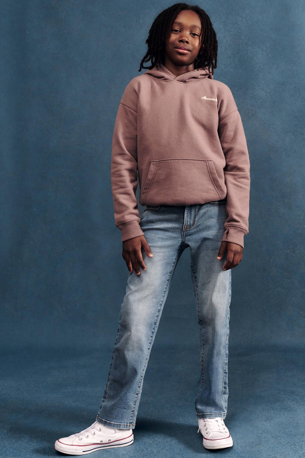 Bruine jongens Abercrombie & Fitch hoodie van sweat materiaal met backprint, lange mouwen en capuchon