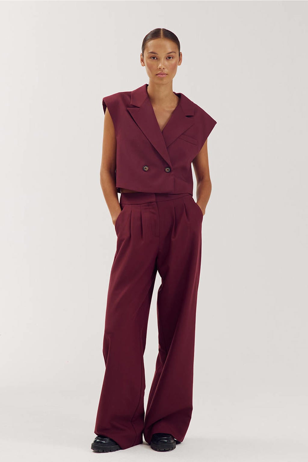 Donkerrode dames HARPER & YVE gilet van polyester met logo dessin, extra lange mouwen, reverskraag en double breasted sluiting