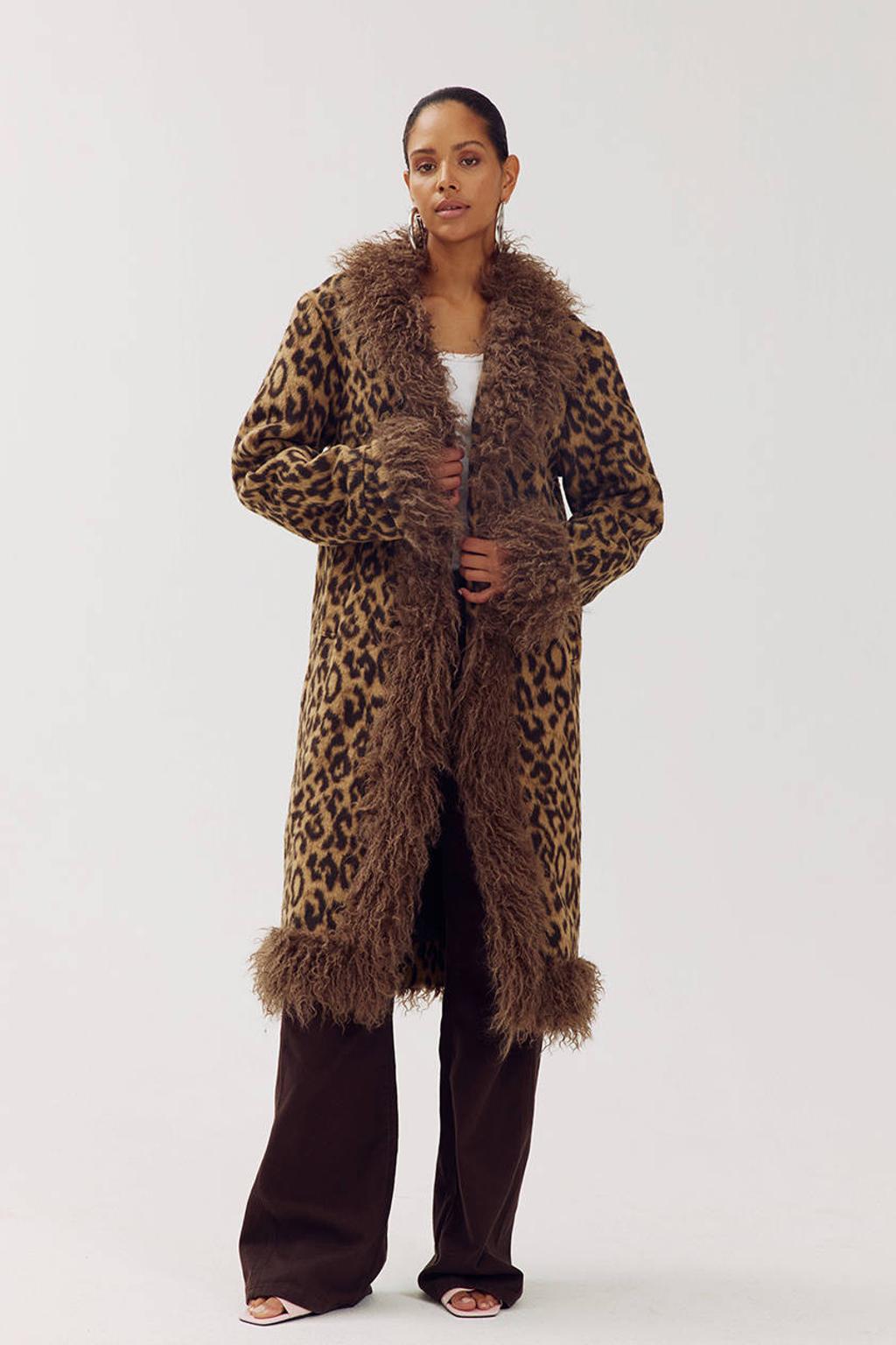 Bruine dames HARPER & YVE imitatiebont faux fur jas met panterprint