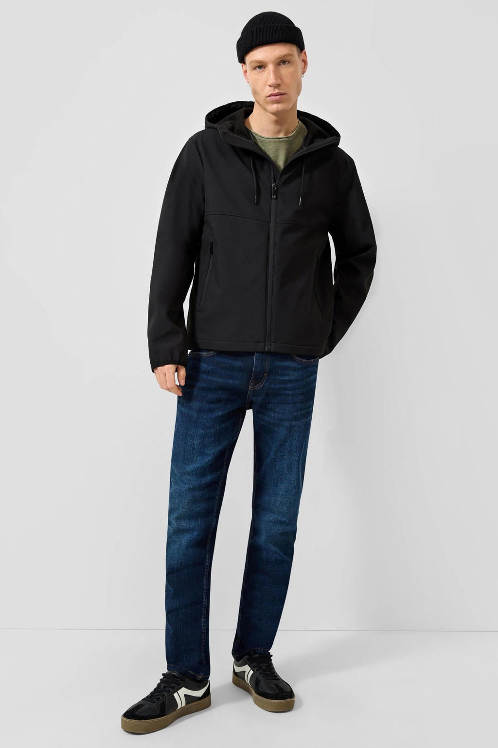 Zwarte heren QS van polyester met effen, lange mouwen, capuchon, ritssluiting en tunnelkoord