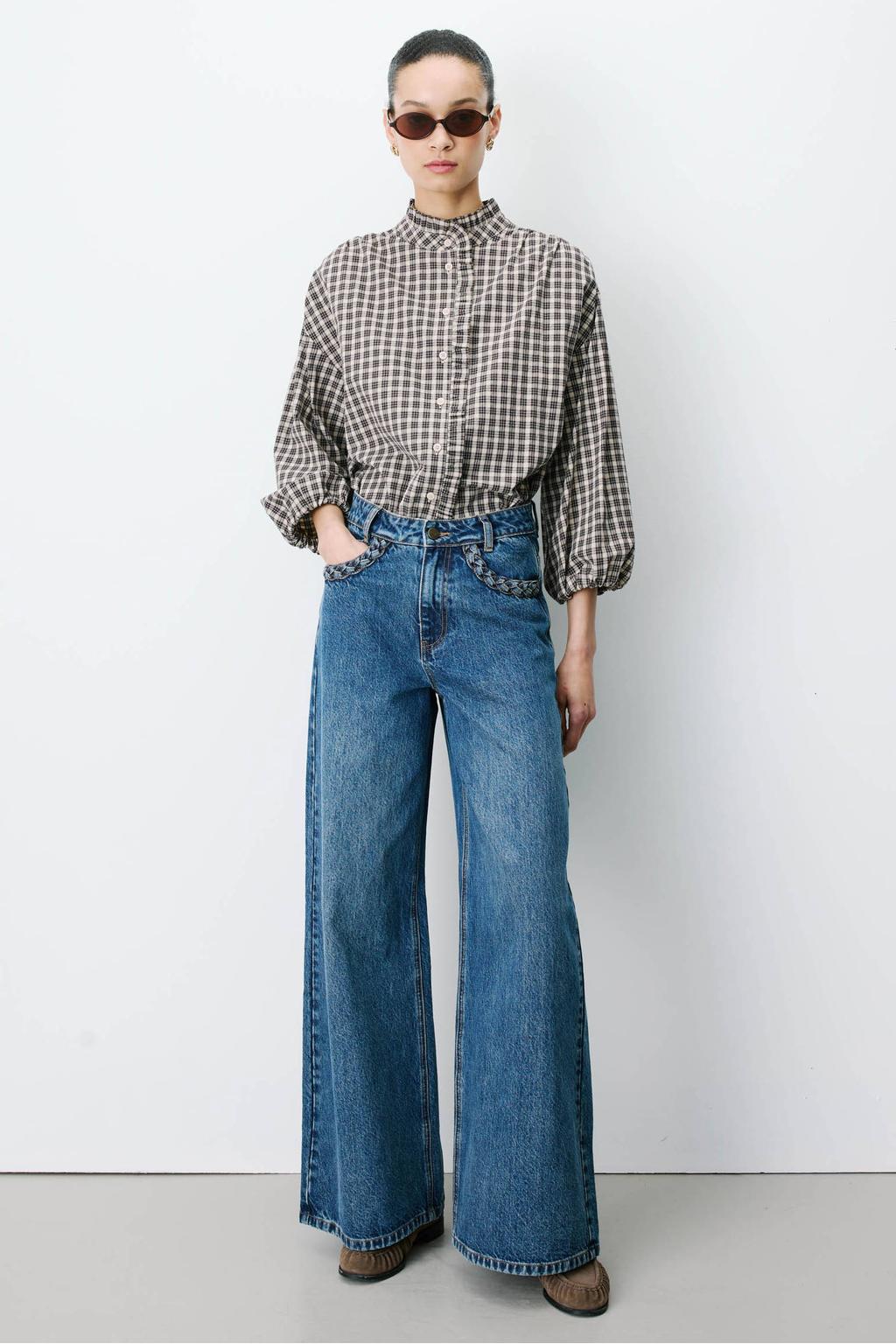 Medium blue denim dames Grace & Mila high waist flared jeans mediumblauw van denim met rits- en knoopsluiting en effen
