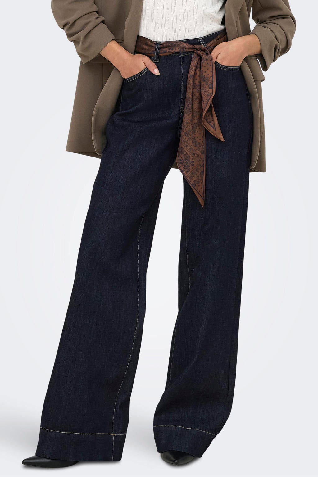 Dark blue denim dames ONLY Onlmadison Blush Hw Wd Scf Dnm Gua12Noos jeans met regular waist, rits- en knoopsluiting en effen