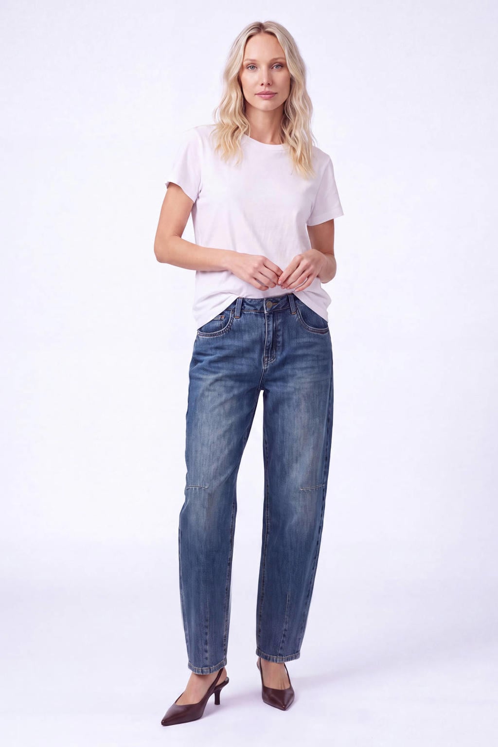 Medium blue denim dames Florez barrel jeans van denim met high waist, rits- en knoopsluiting en effen