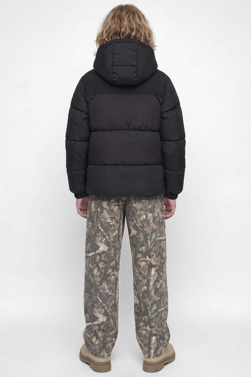 Zwarte jongens JACK & JONES JUNIOR pufferjas van polyester met effen, lange mouwen, capuchon en ritssluiting