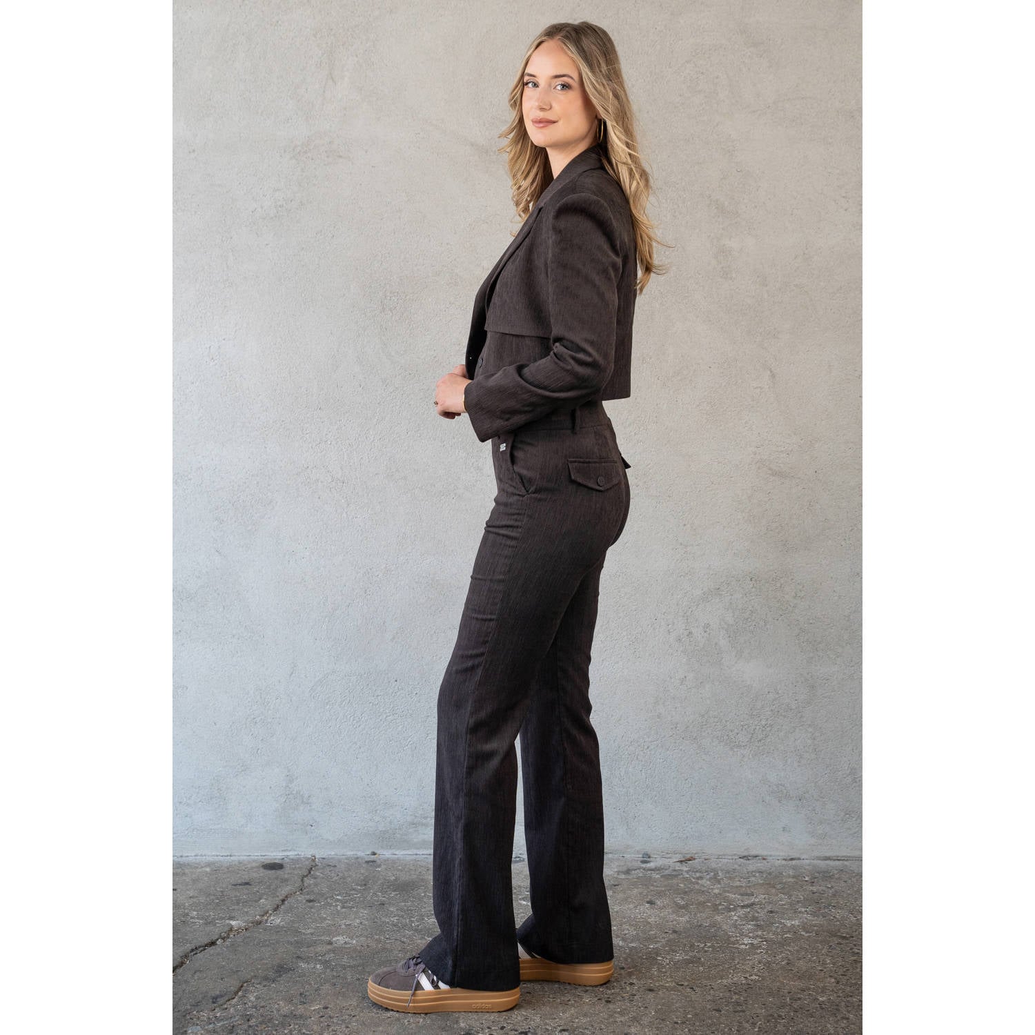 TQ-Amsterdam fluwelen flared broek donkerbruin