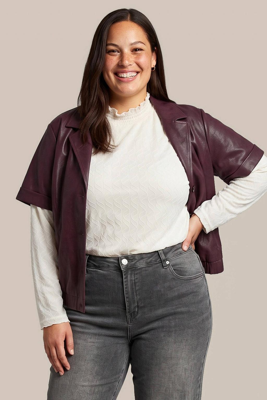 Exxcellent Plus Size imitatieleren regular blazer - donkerrood