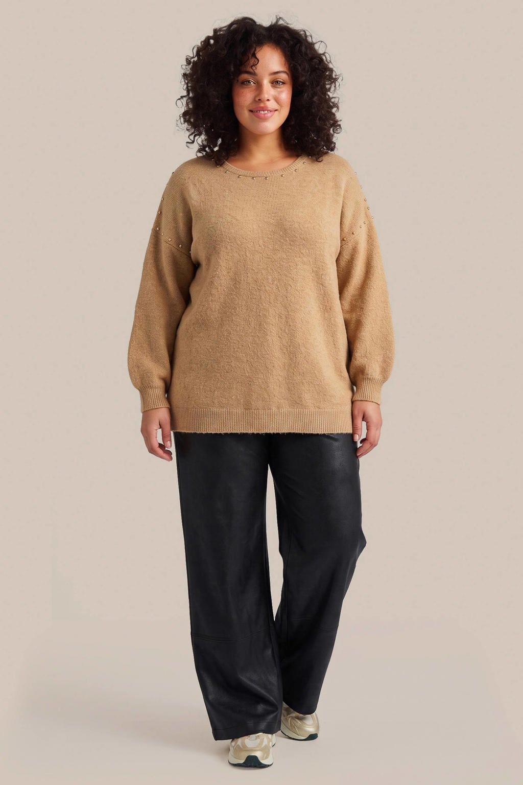 Bruine dames Exxcellent van acryl met effen, lange mouwen, ronde hals en studs