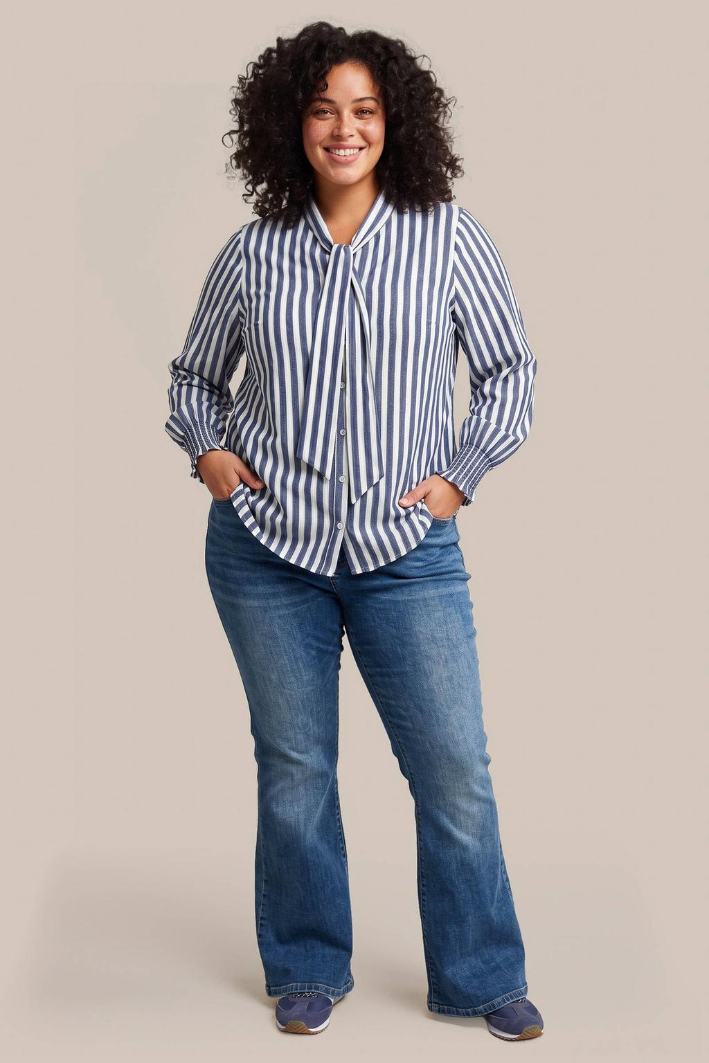 Exxcellent Plus Size gestreepte blouse - blauw/ecru