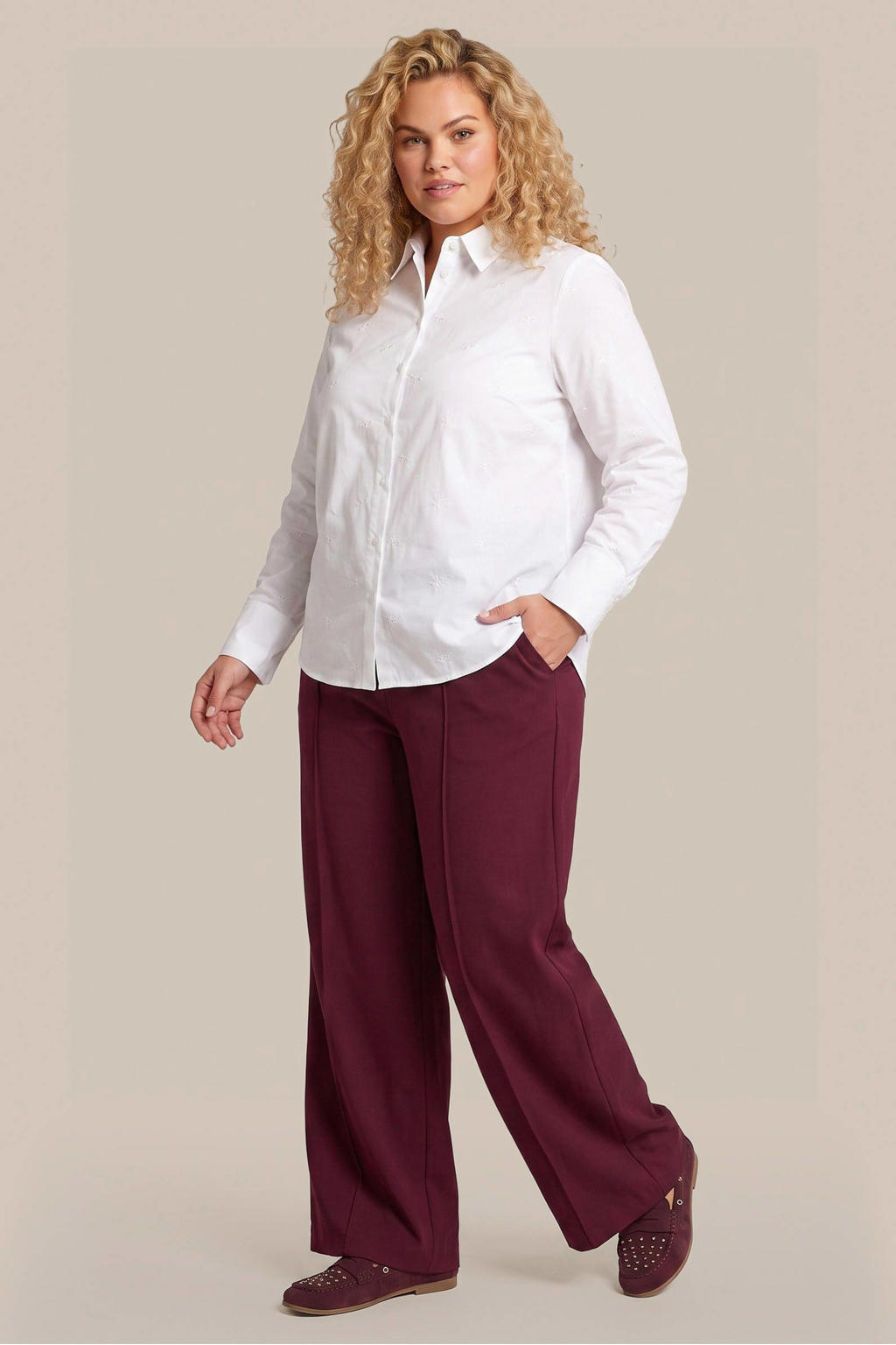 Exxcellent Plus Size blouse met borduursels - offwhite