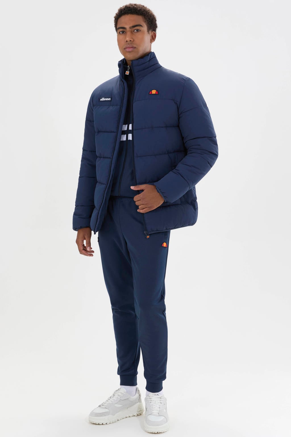Donkerblauwe heren Ellesse winterjas van polyamide met effen, opstaande kraag en ritssluiting