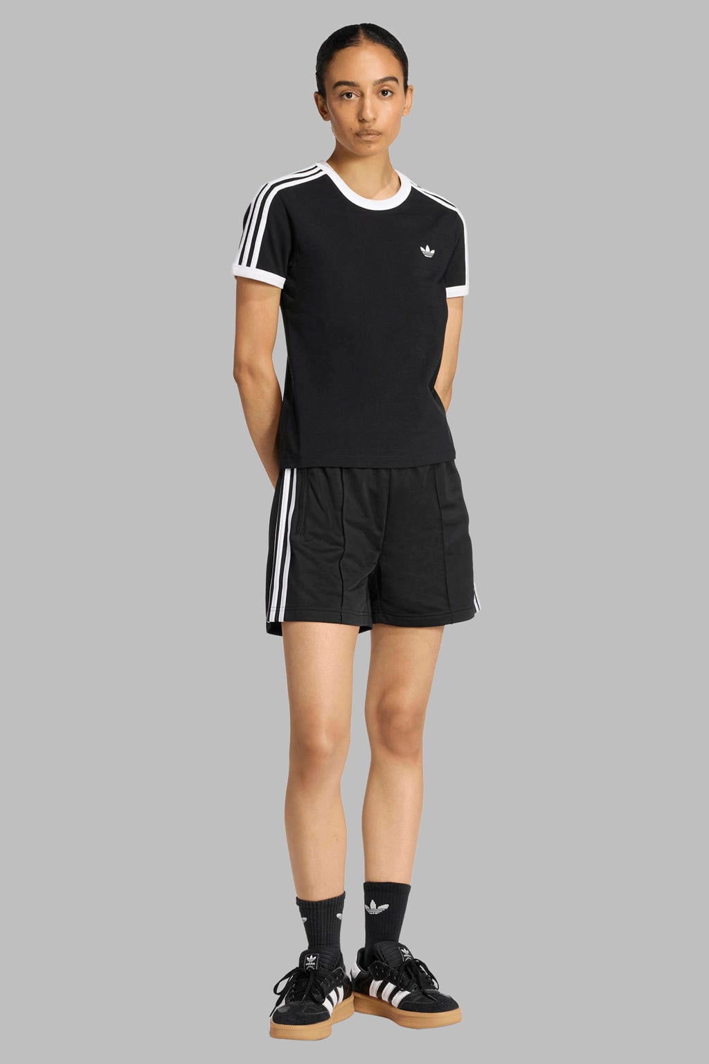 Zwart en witte dames adidas Originals Firebird short van polyester met loose fit, regular waist en effen