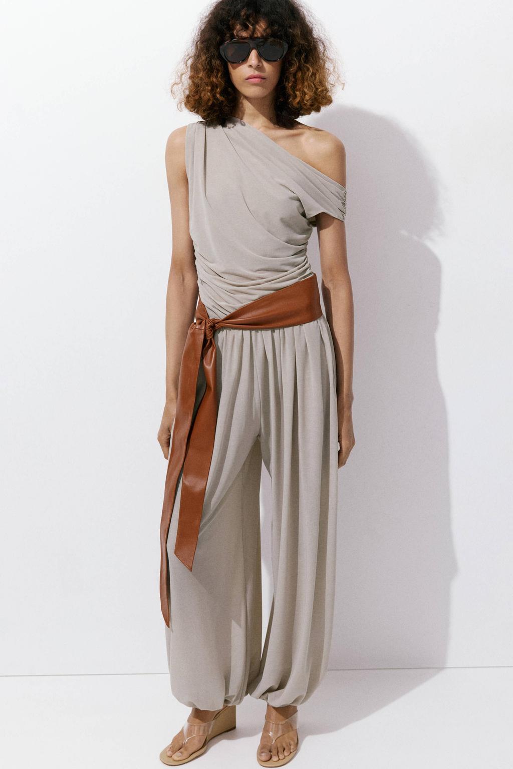 Lichtgrijze dames Mango top van polyester met effen, korte mouwen en off shoulder hals