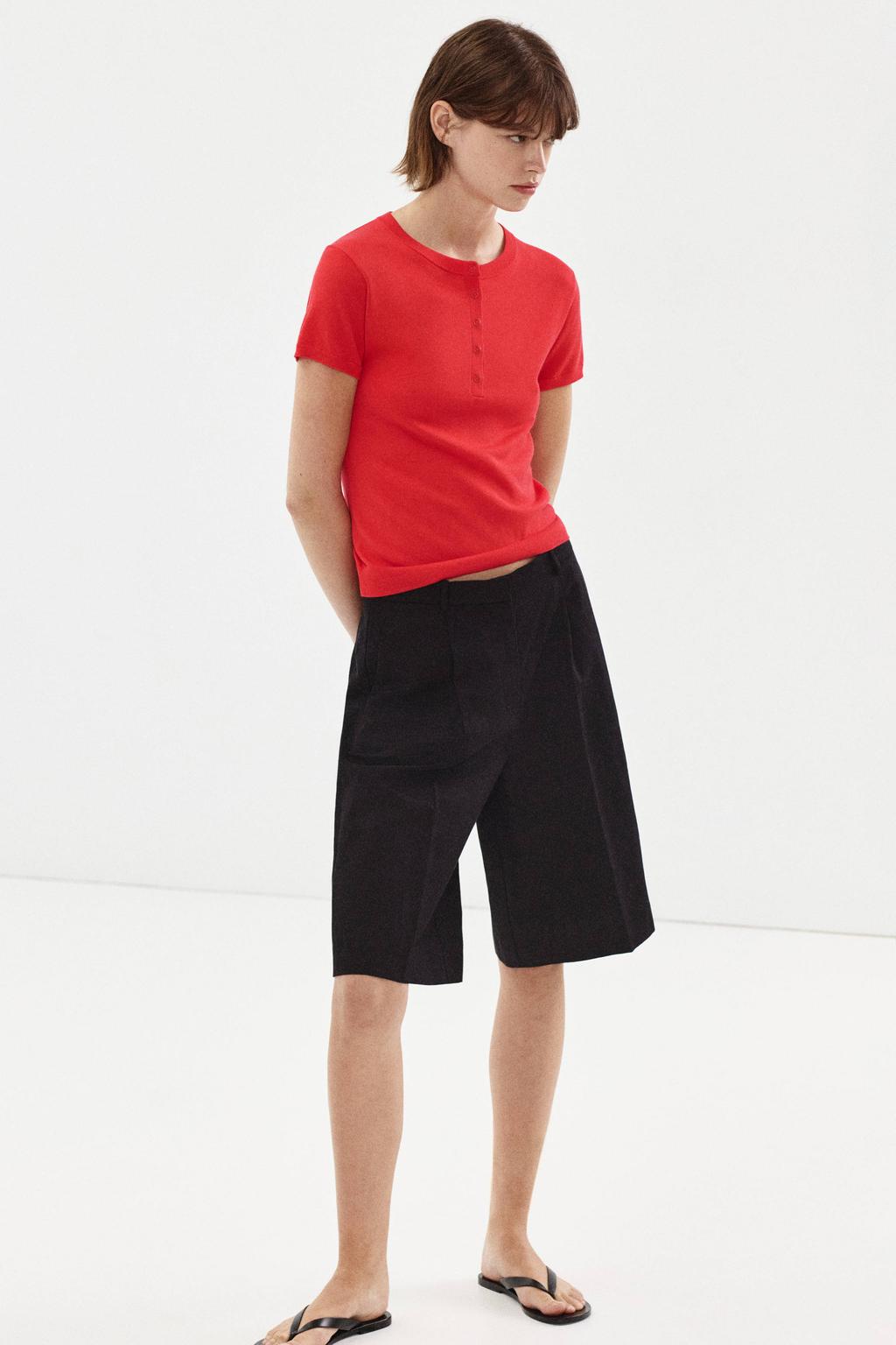 Rode dames Mango trui van viscose met effen, korte mouwen en ronde hals