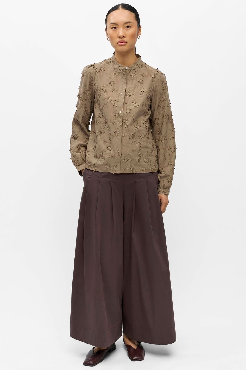Beige dames OBJECT blouse en print met lange mouwen, opstaande kraag, knoopsluiting en borduursels