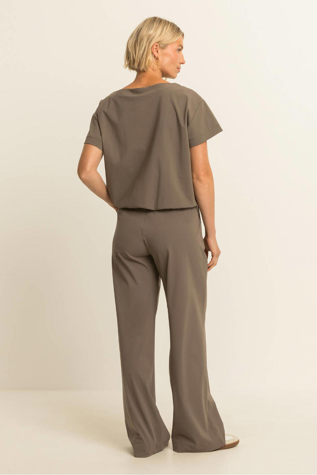 Lichtbruine dames Expresso travelstof top met effen, korte mouwen en boothals