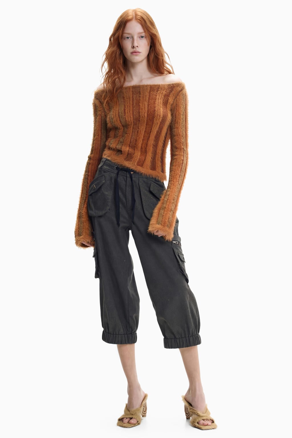 Oranje dames Desigual gebreide trui van polyamide met effen, lange mouwen en off shoulder hals