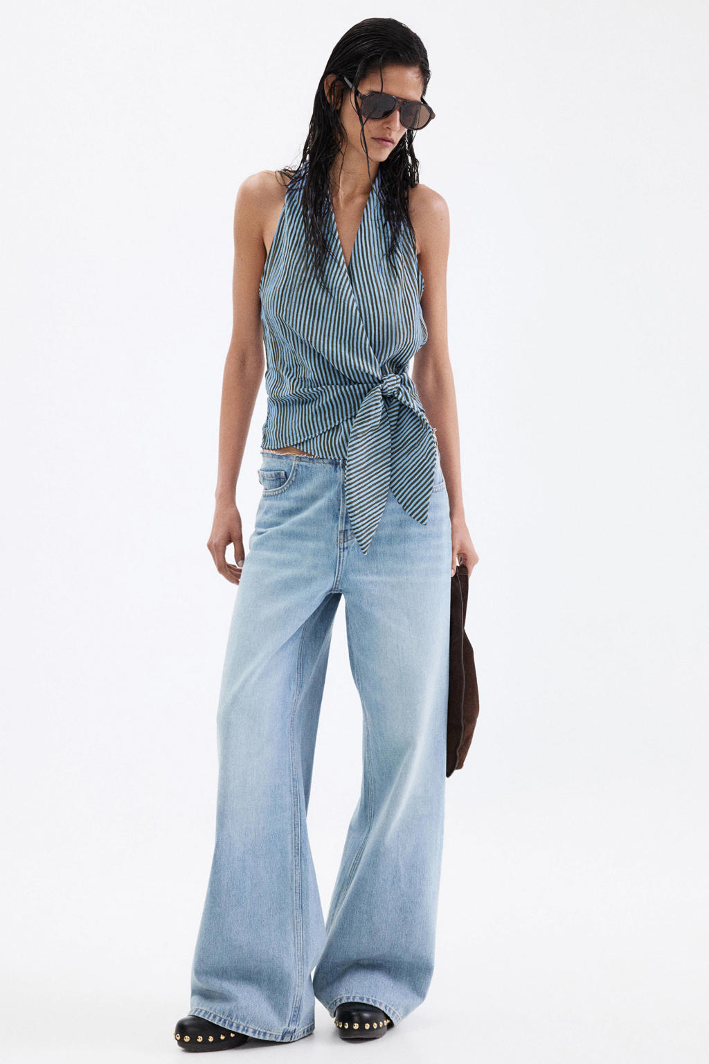 Blauw en bruine dames Mango gestreepte blousetop van viscose met halterkraag en knoopsluiting