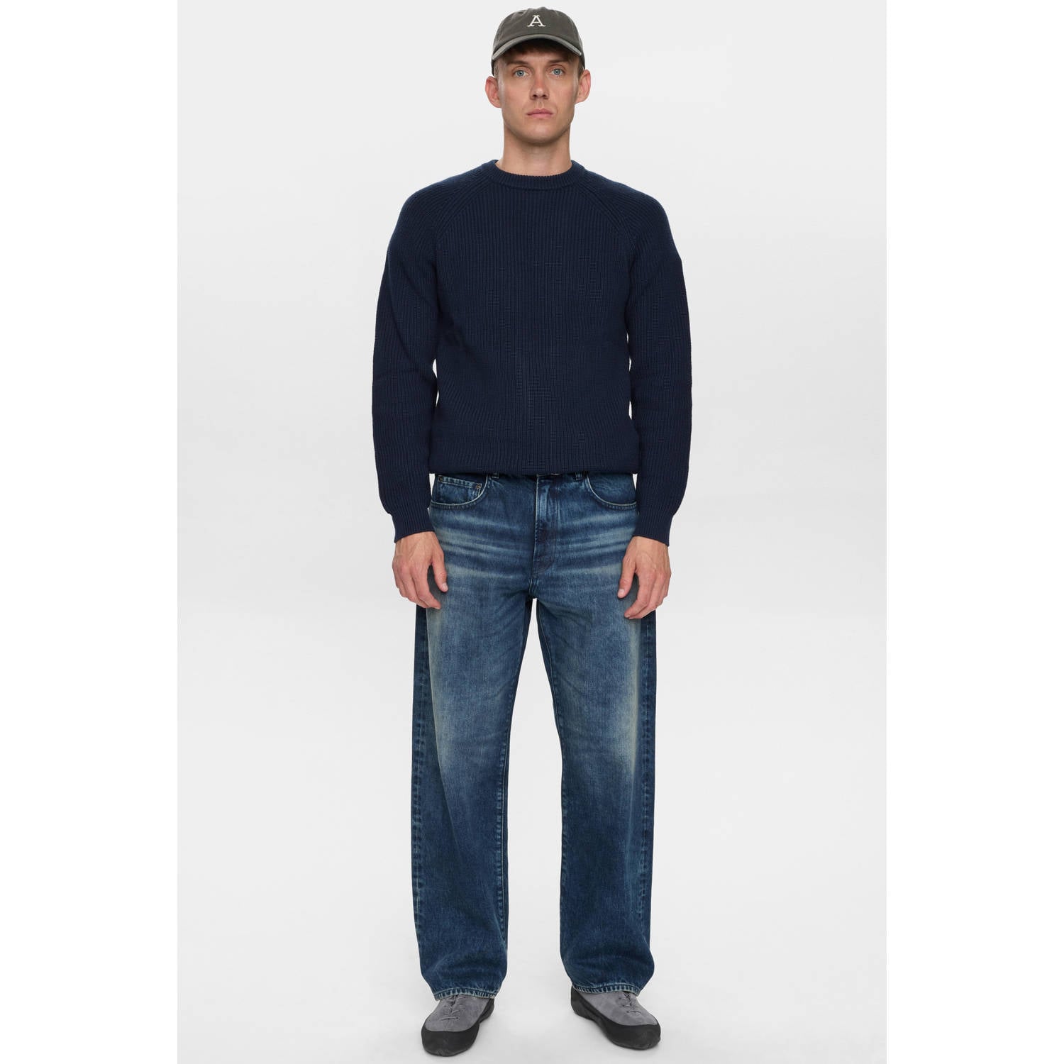 Anerkjendt katoenen regular fit gebreide trui donkerblauw