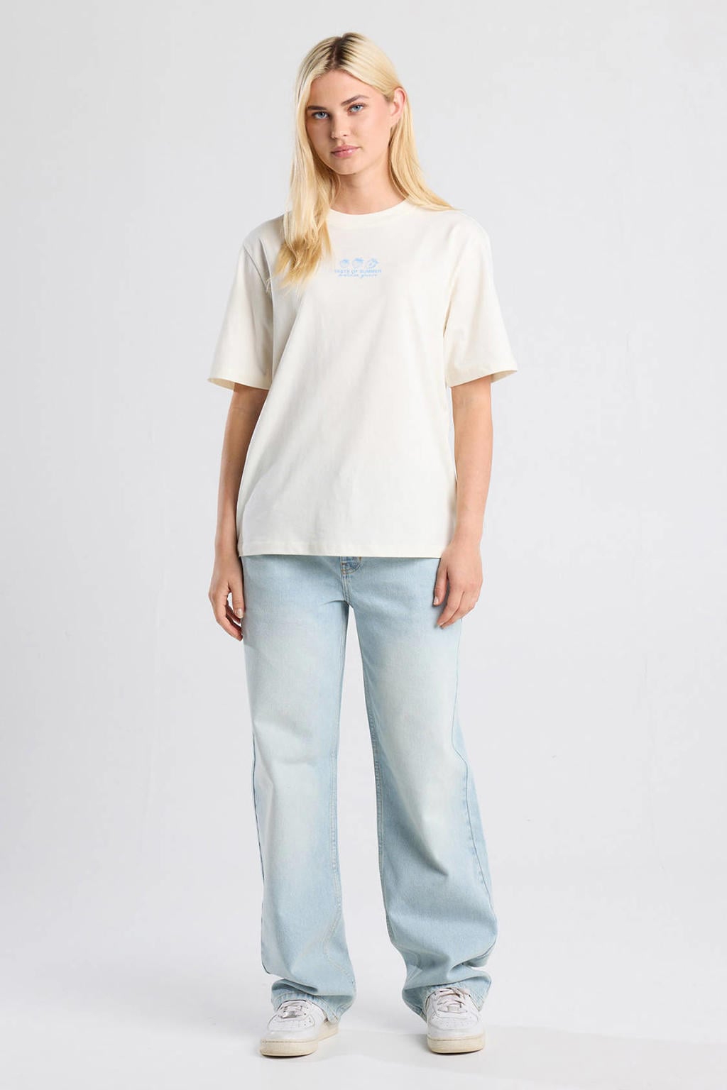 America Today T-shirt met backprint - ecru