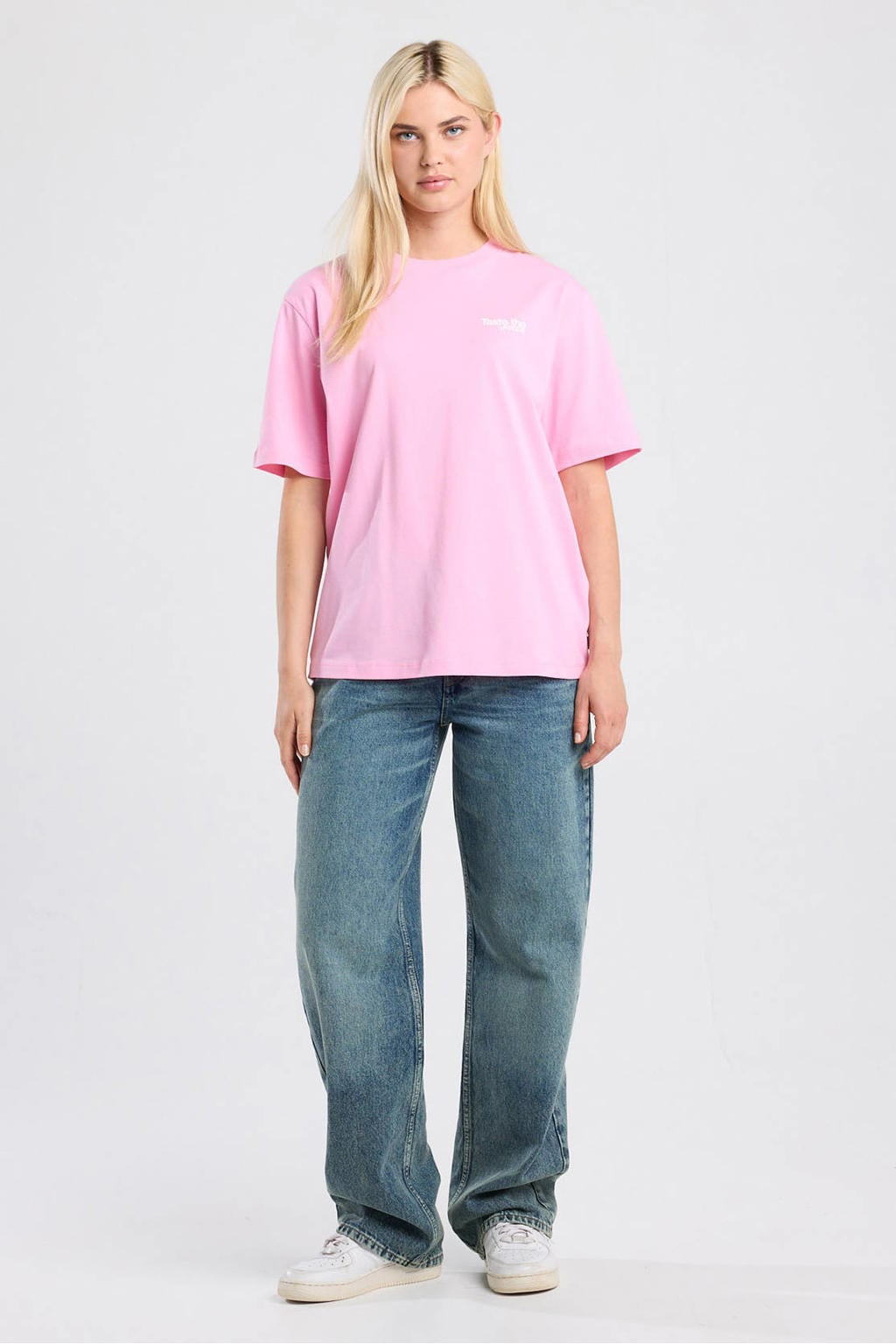 America Today T-shirt met backprint - roze