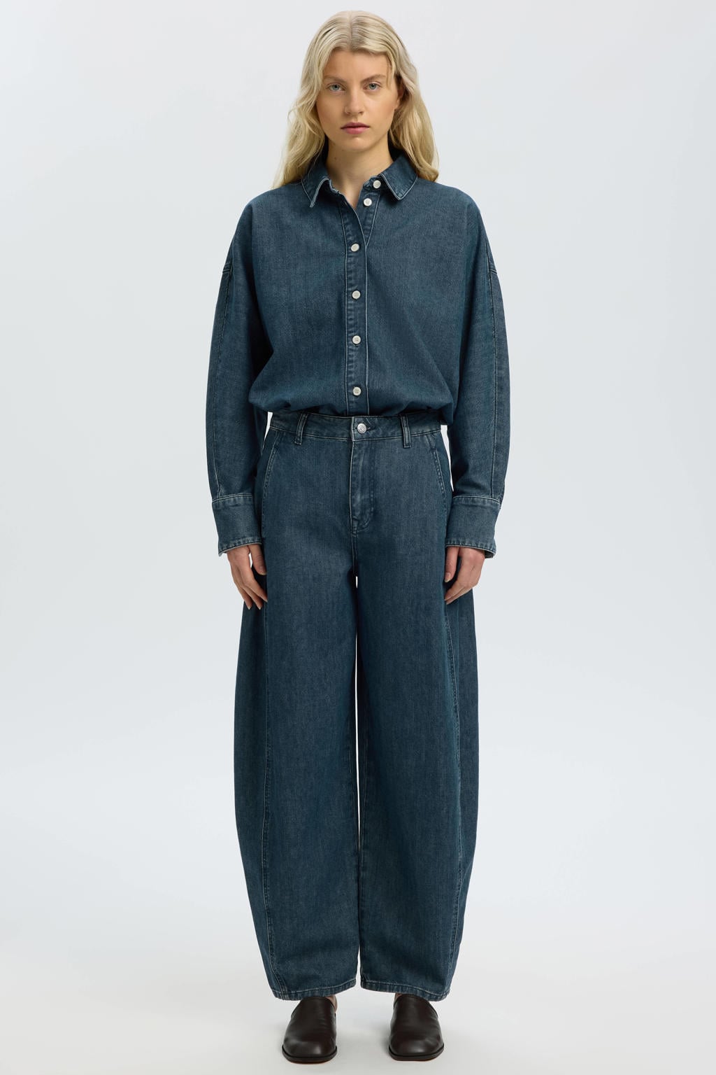 Medium blue denim dames Selected Women van denim met effen, lange mouwen, klassieke kraag en knoopsluiting