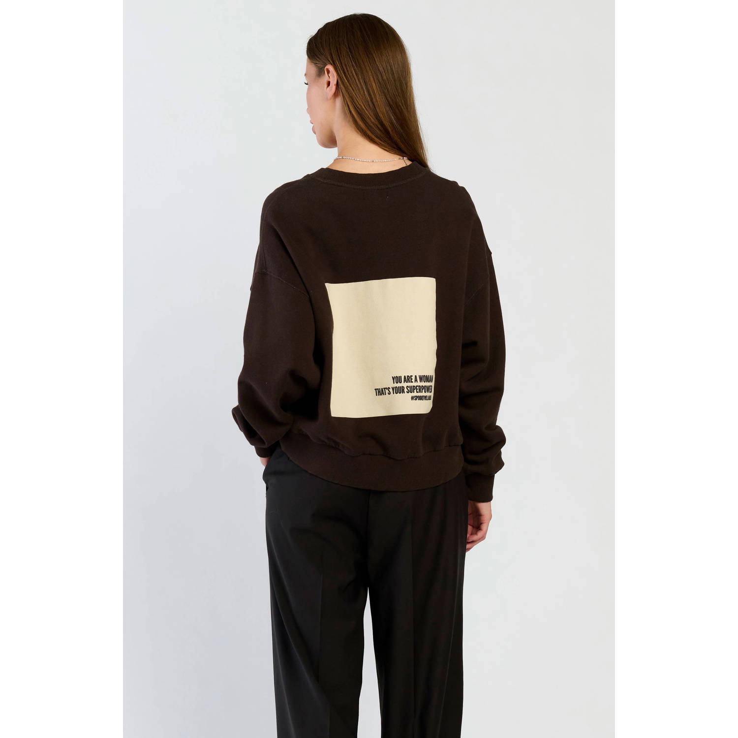 Spooq the label katoenen sweater met backprint donkerbruin