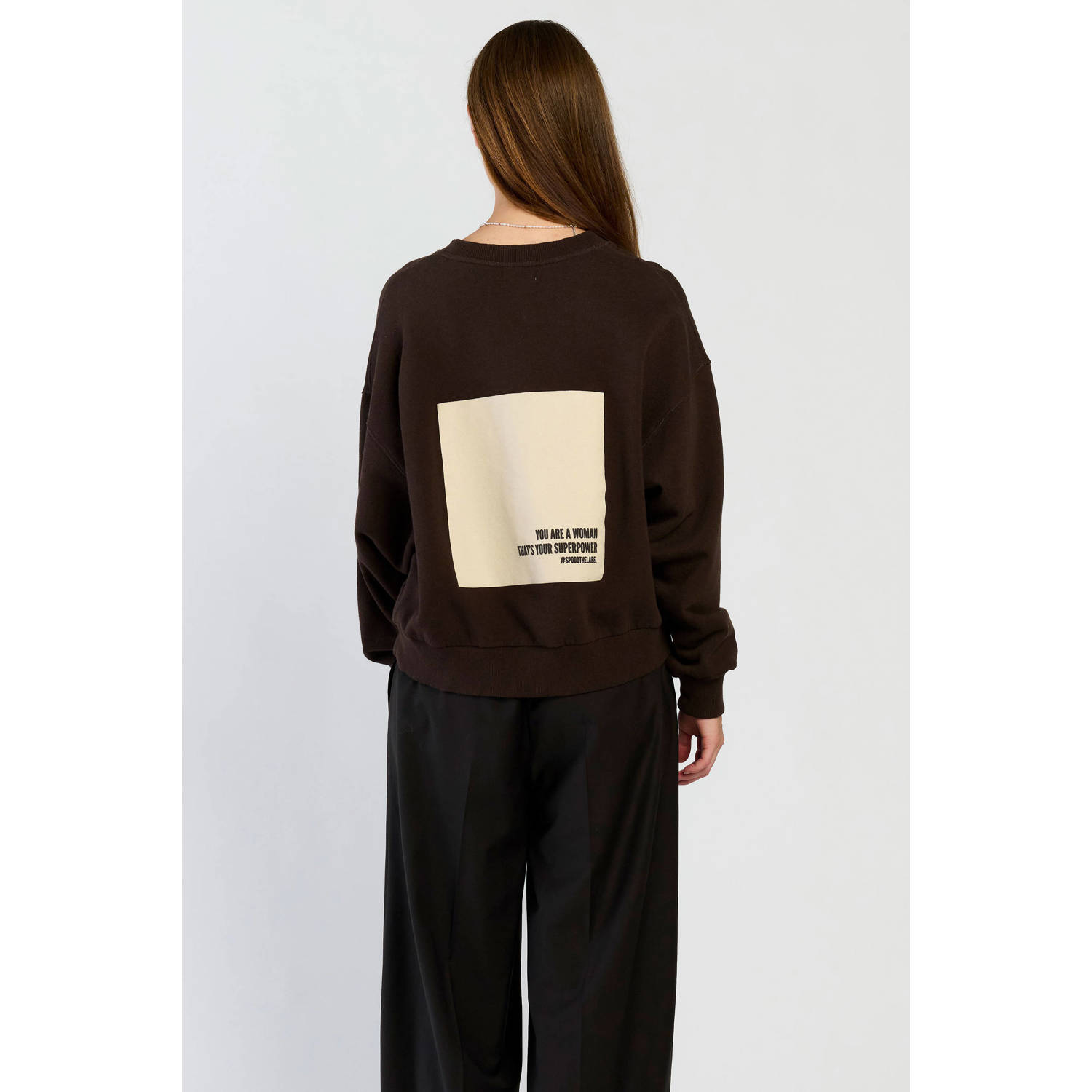 Spooq the label katoenen sweater met backprint donkerbruin