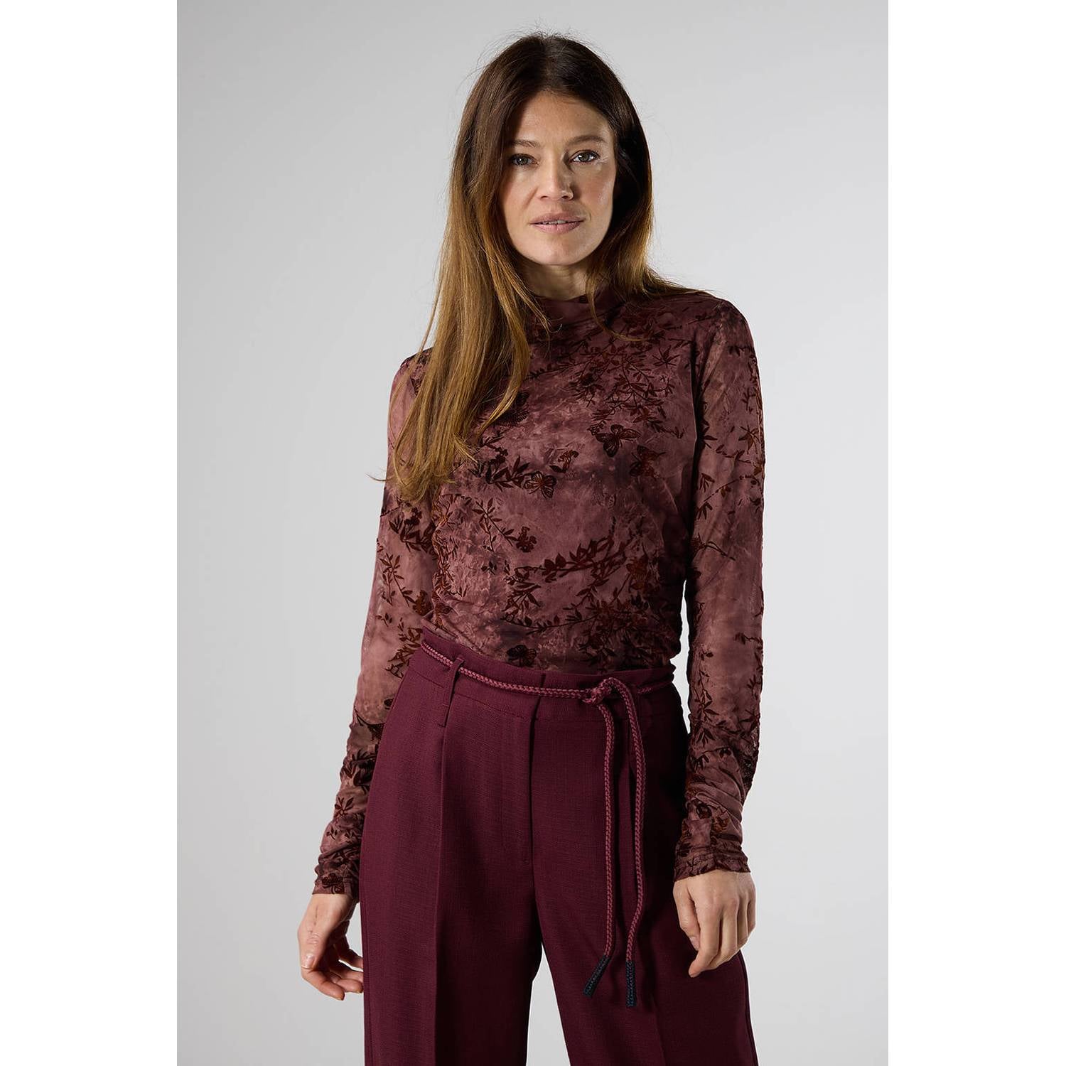 LabeL DOT top met print donkerrood
