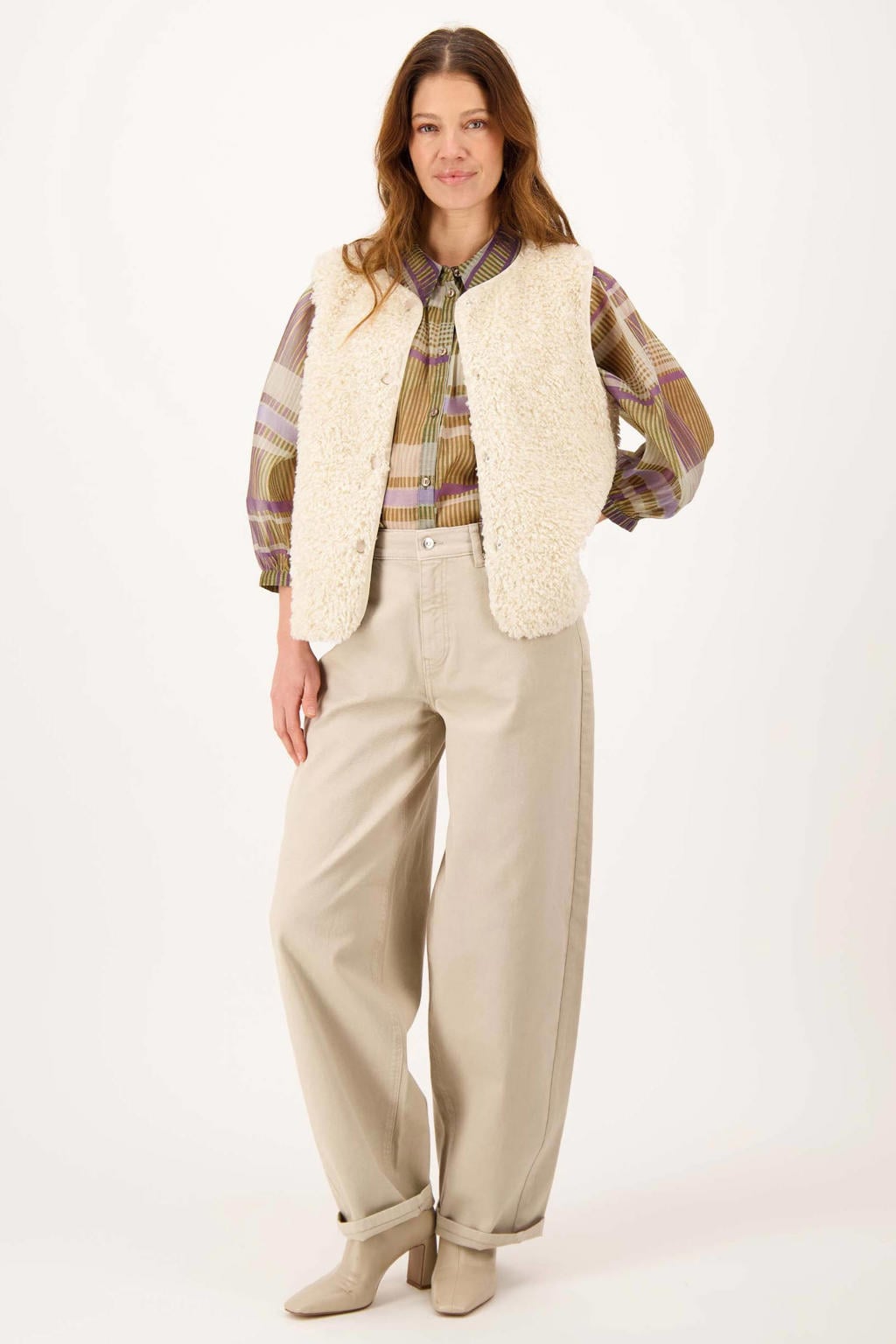Ecru dames Zusss teddy gilet van polyester met effen, ronde hals en knoopsluiting