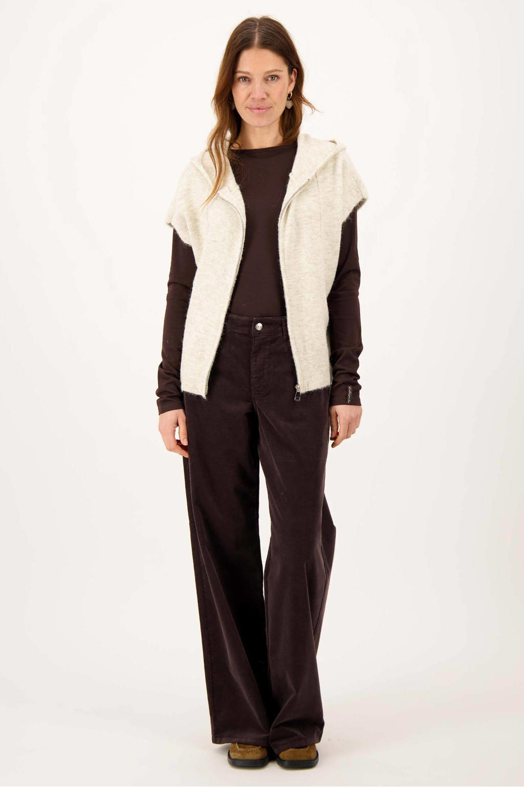 Bruine dames Zusss wide leg corduroy broek met rits- en knoopsluiting en effen