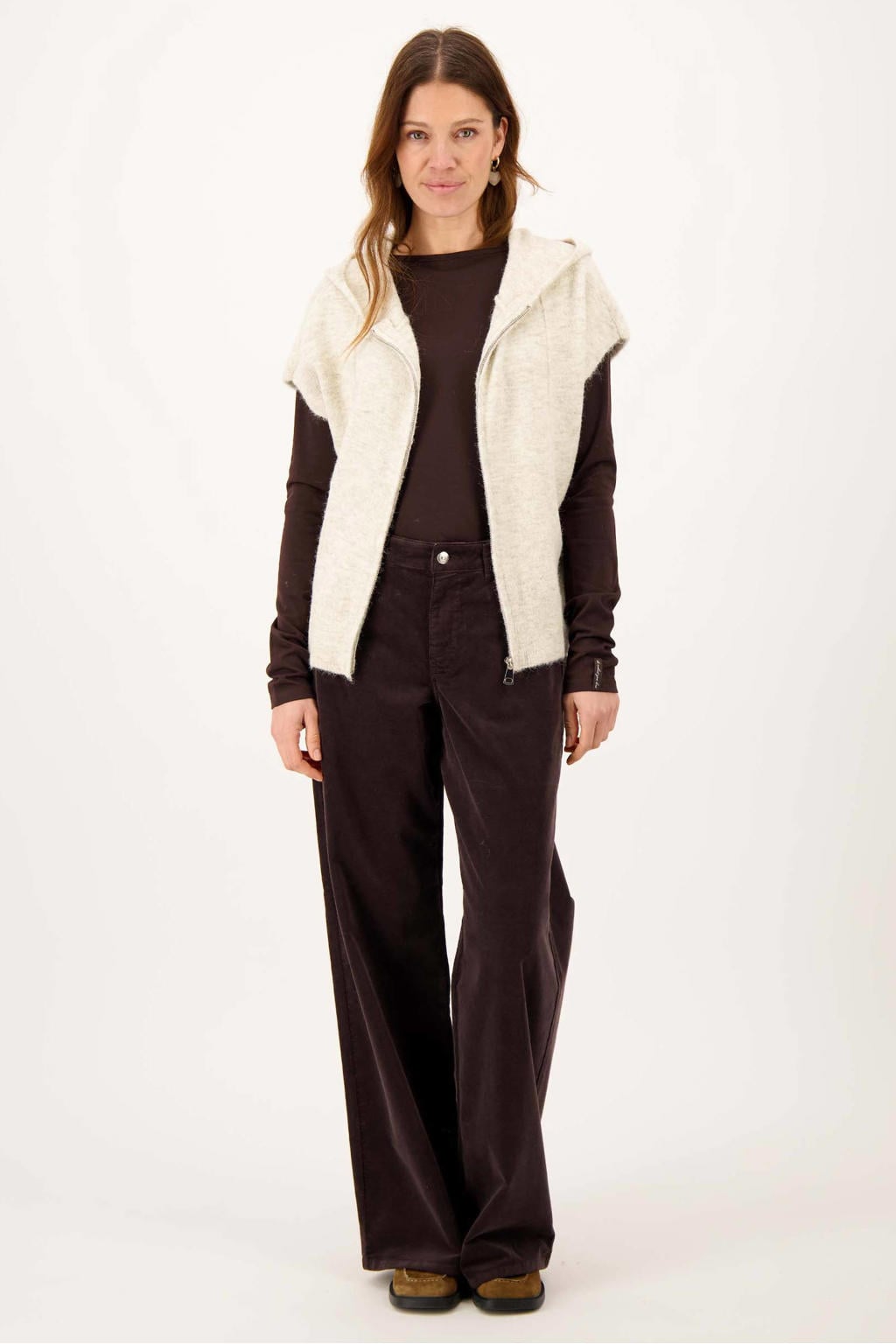 Bruine dames Zusss wide leg corduroy broek met rits- en knoopsluiting en effen