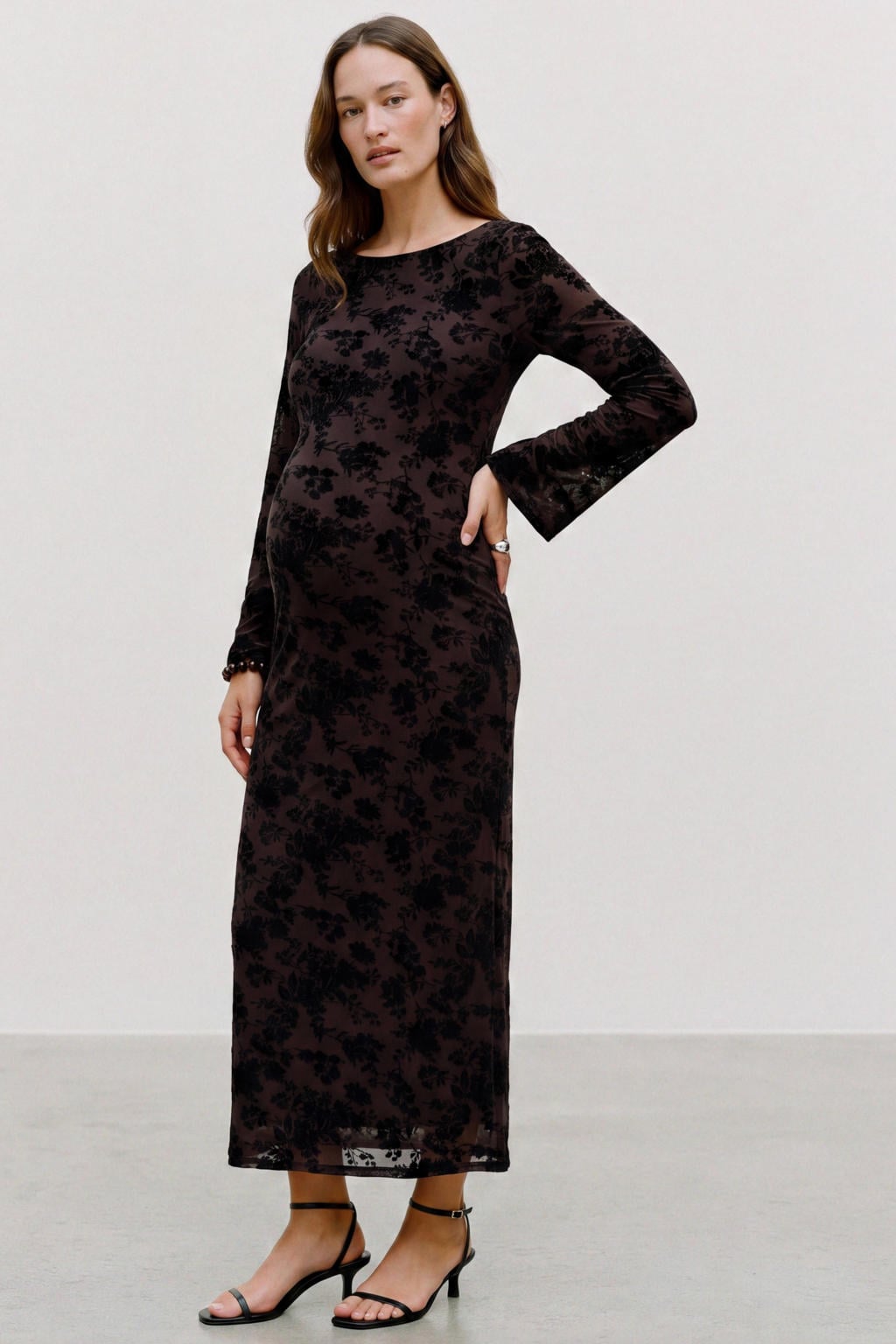 VERO MODA MATERNITY gebloemde zwangerschaps maxi jurk - donkerbruin