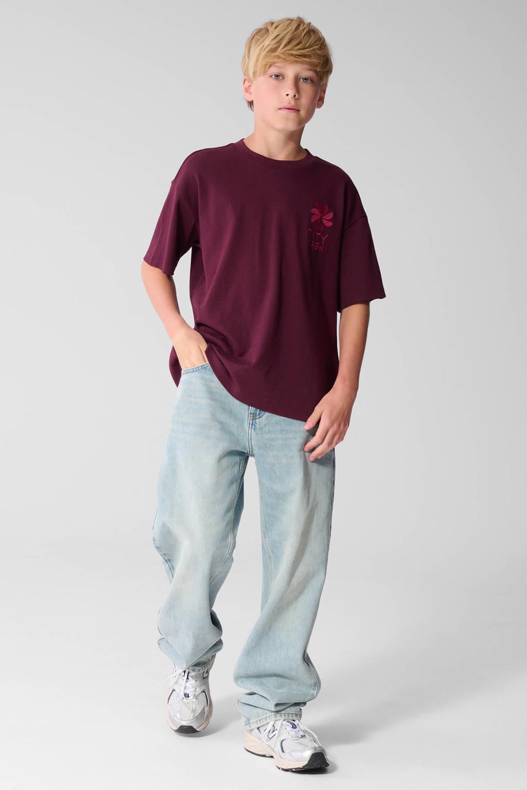 Donkerrode jongens Shoeby T-shirt van katoen met backprint, korte mouwen en ronde hals
