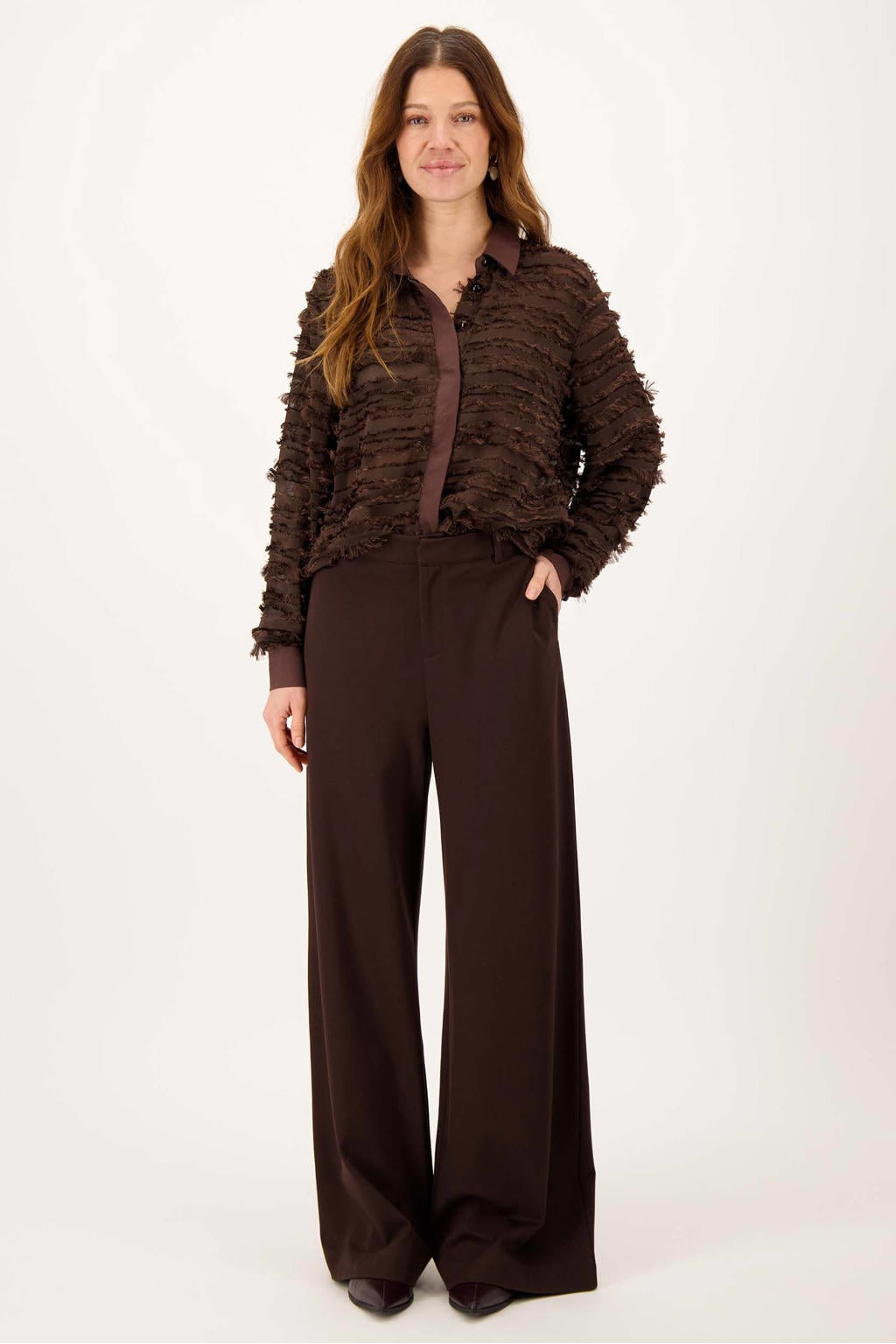 Bruine dames Zusss wide leg broek van rayon met rits, haak- en knoopsluiting en effen