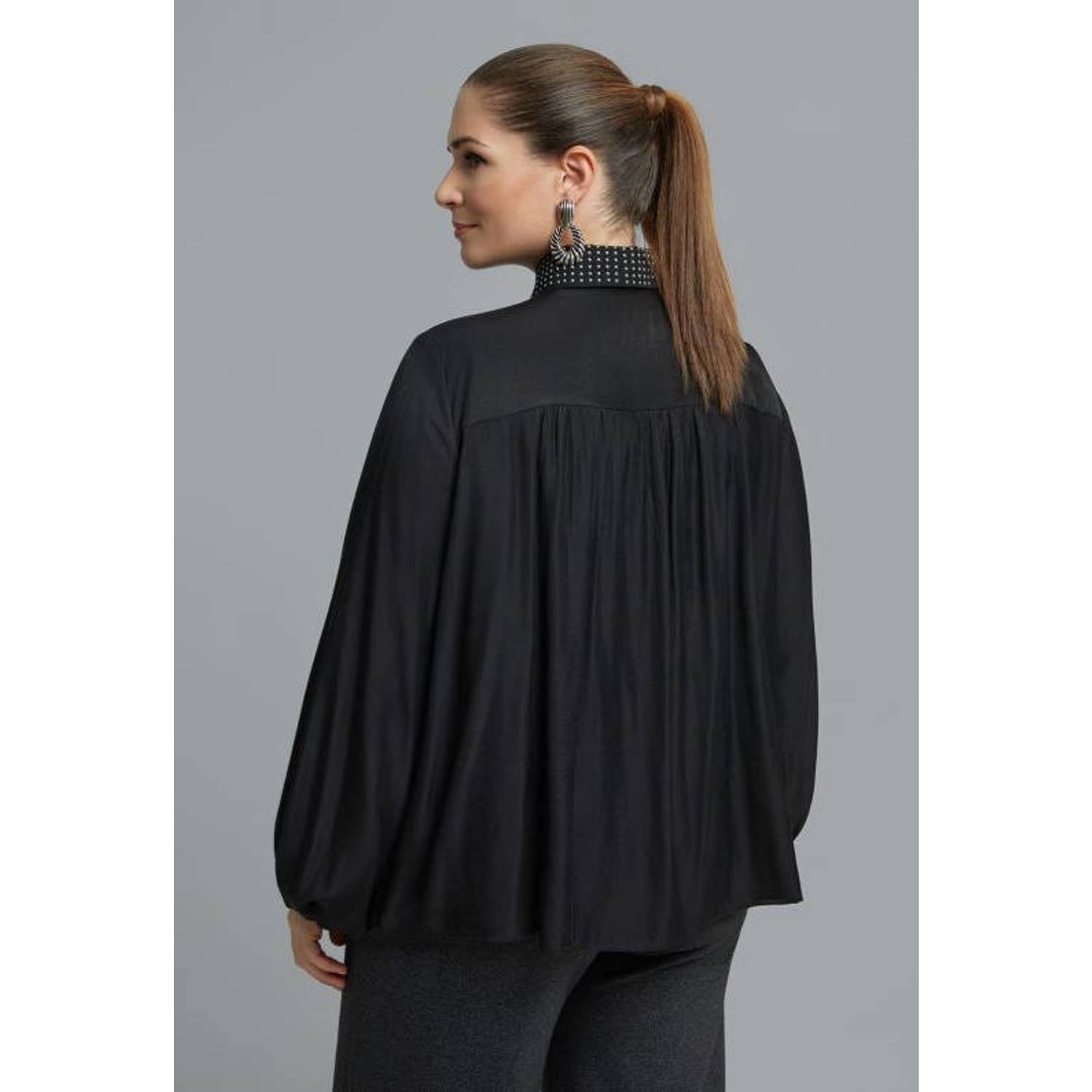Mat Fashion Plus Size blouse met studs zwart