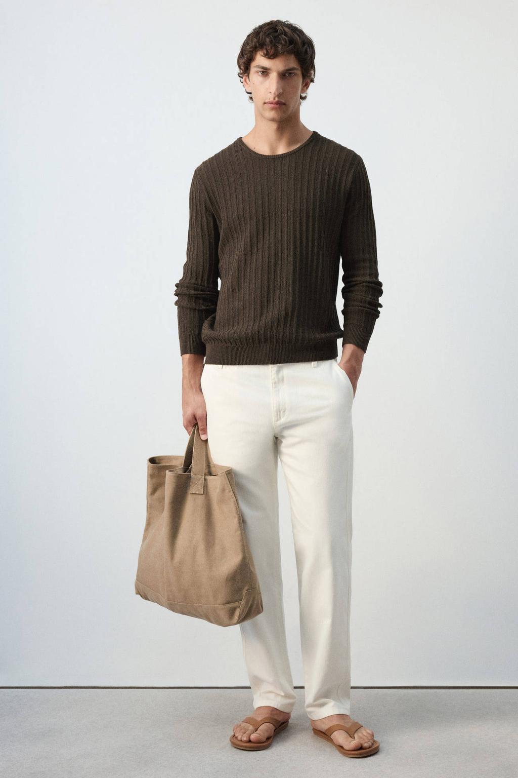 Donkerblauwe heren Mango Man linnen slim fit gebreide trui met effen, lange mouwen en ronde hals
