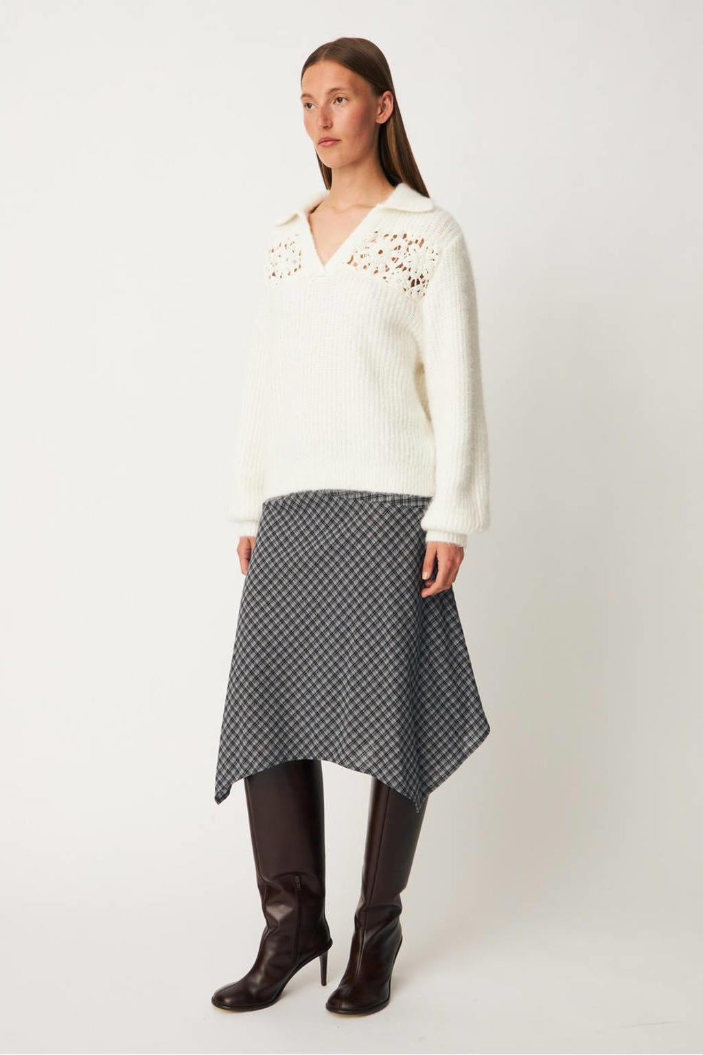 Ecru dames Modström gebreide gehaakte trui van polyester met effen, lange mouwen, V-hals en crochet