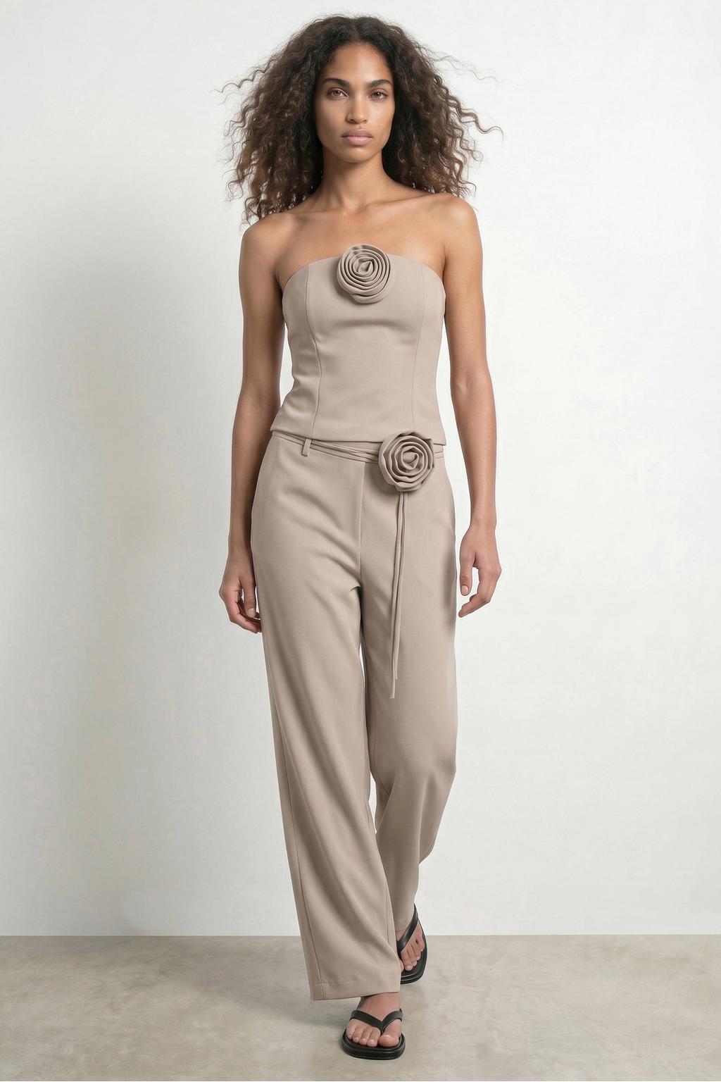 Beige dames HYPEDROP strapless top met effen, blinde ritssluiting en 3D applicatie