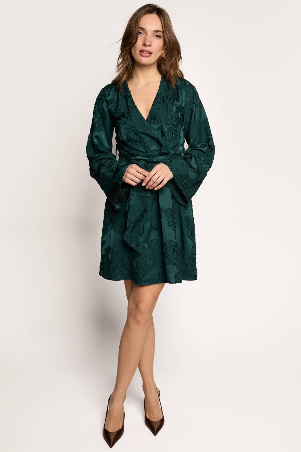 Donkergroene dames Freebird mini gebloemde jurk van viscose met lange mouwen, V-hals en striksluiting