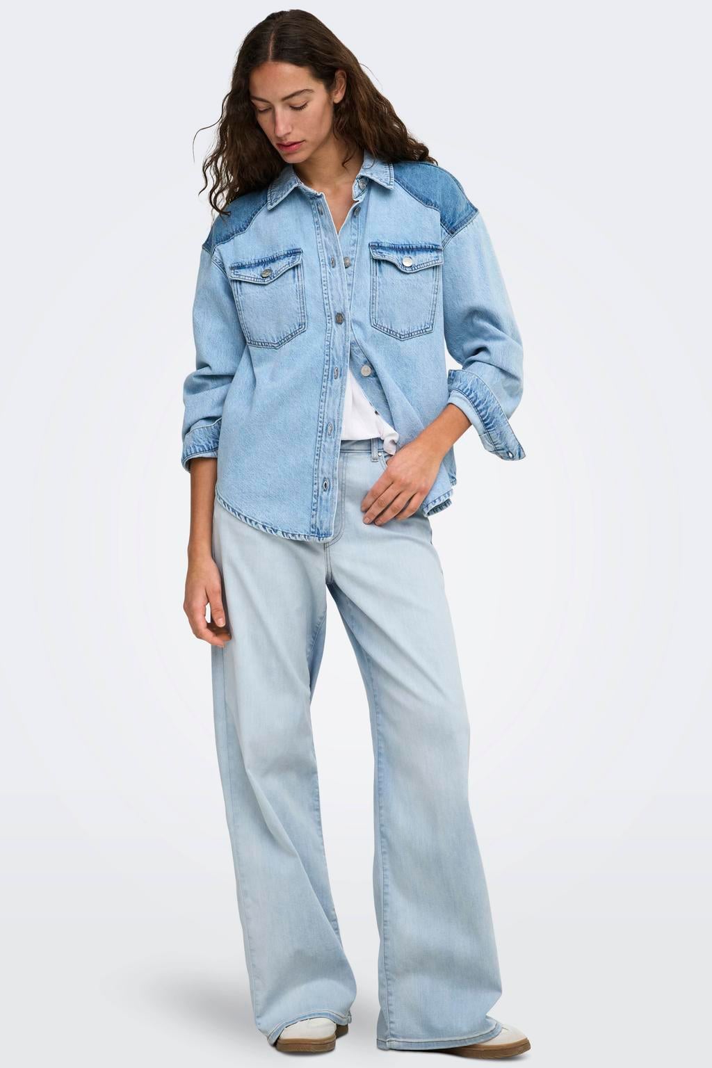 ONLY Onlcecilia Hw Wide Leg Dnm bootcut jeans - lichtblauw