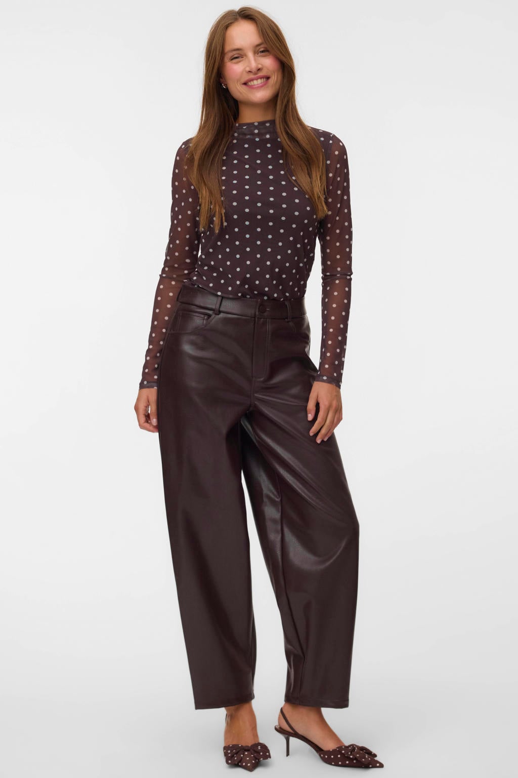 VERO MODA x Wehkamp imitatieleren barrel broek - bruin