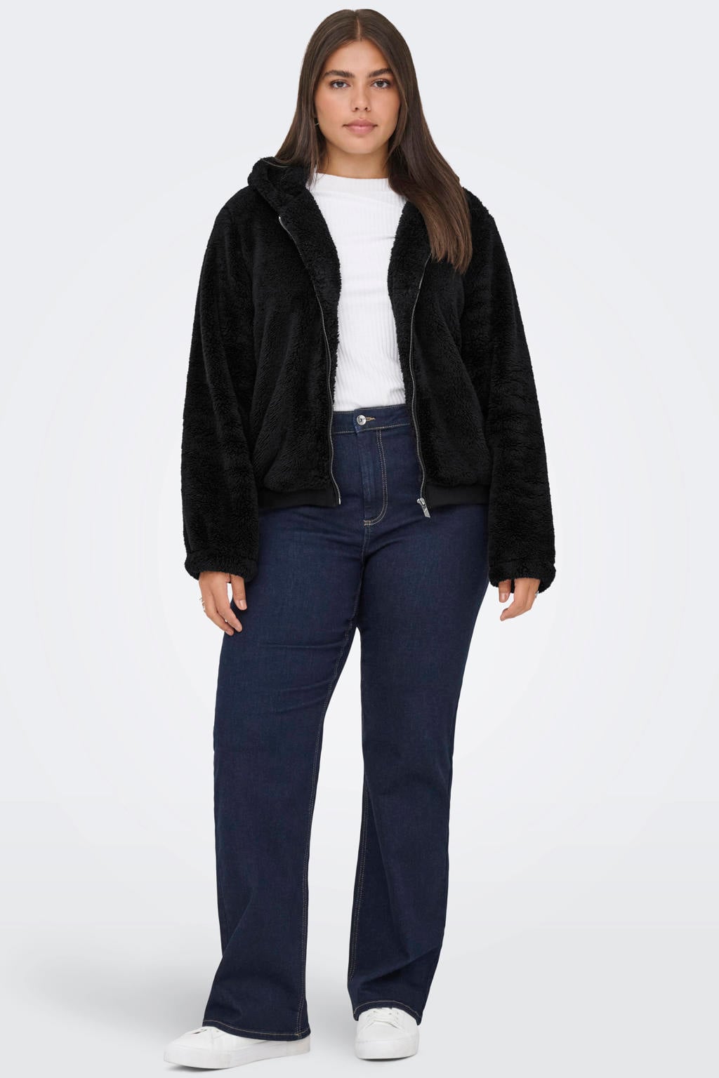 Zwarte dames ONLY CARMAKOMA imitatiebont sweatvest Plus Size met effen, lange mouwen, capuchon en ritssluiting