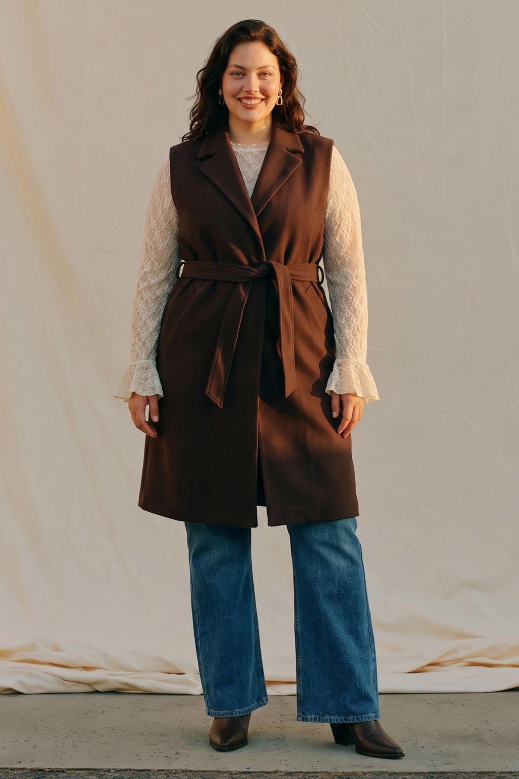 VERO MODA CURVE Plus Size gilet - bruin