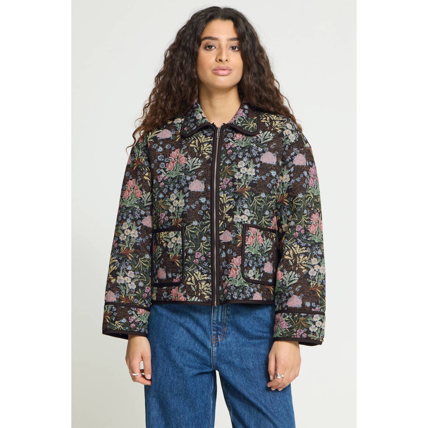 ICHI gebloemde jacket zwart meerkleurig
