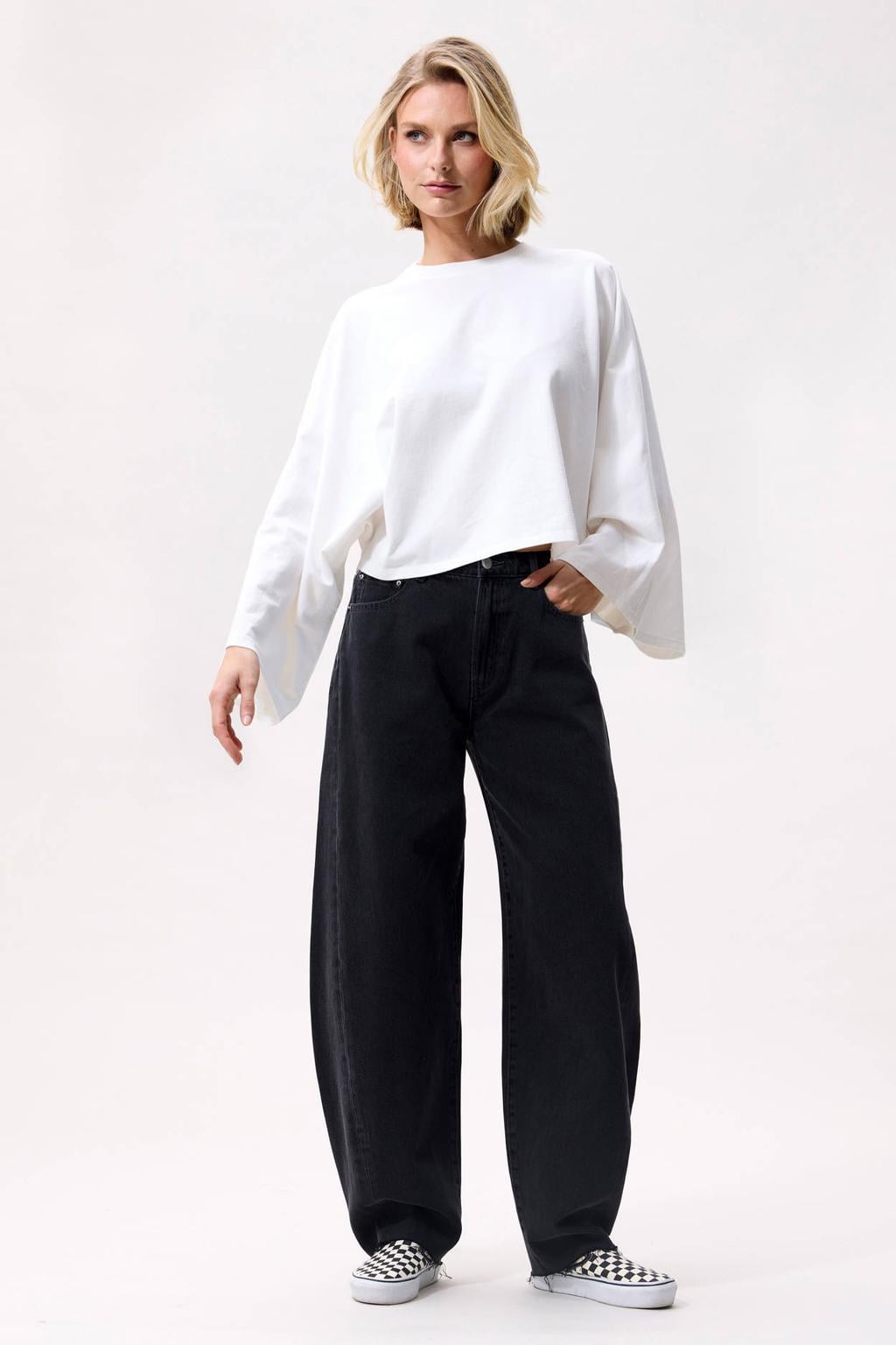 Black denim dames Catwalk Junkie barrel jeans van denim met regular waist, rits- en knoopsluiting en effen